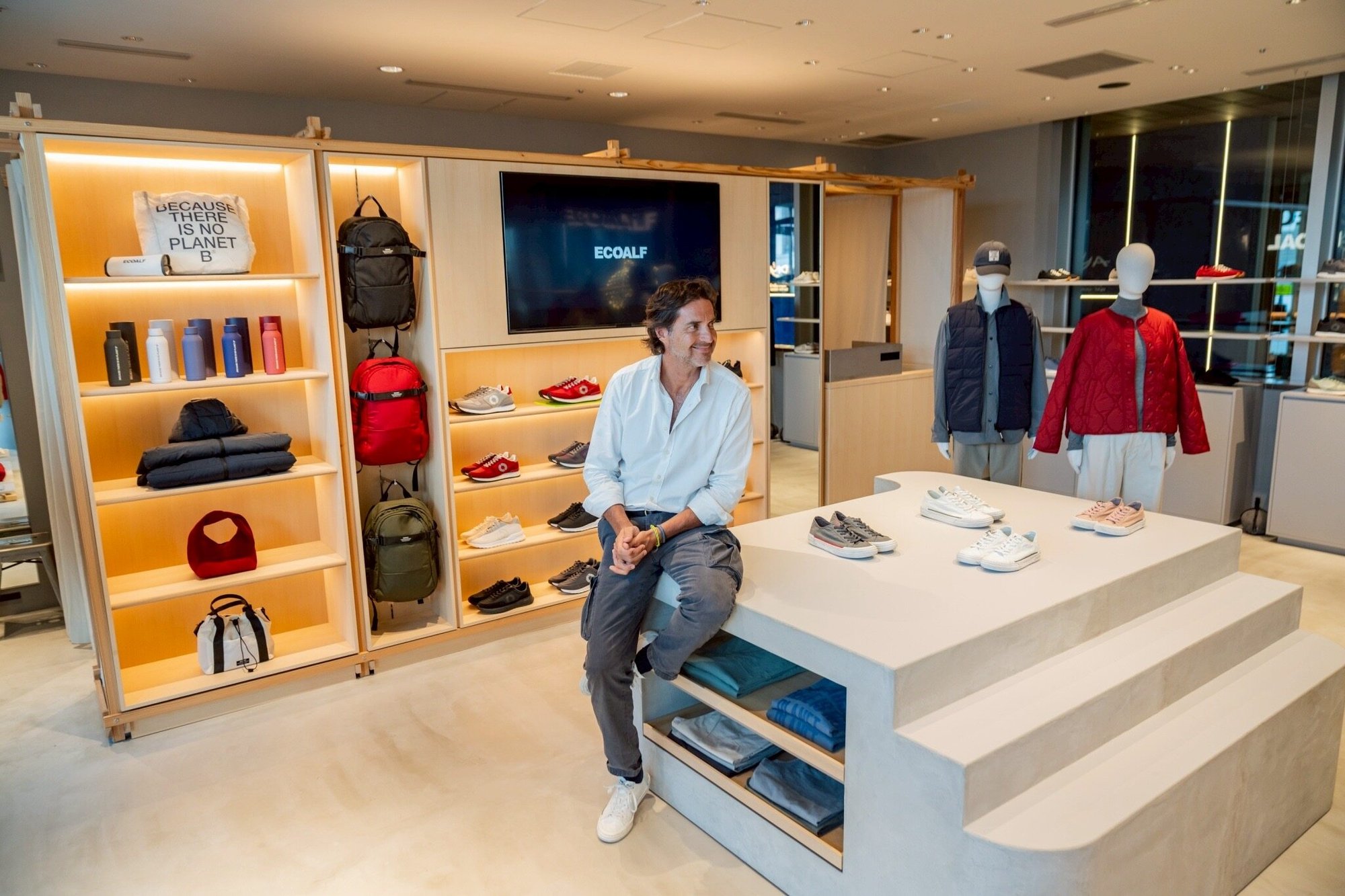 Ecoalf à Tokyo : un pas vers une mode durable et innovante 1 ecoalf tokyo un pas vers une mode durable et innovante modalova